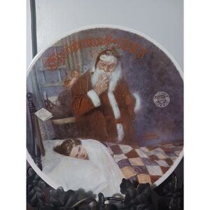 Norman Rockwell 1986 Limited Edition "Deer Santy Claus" Christmas Plate